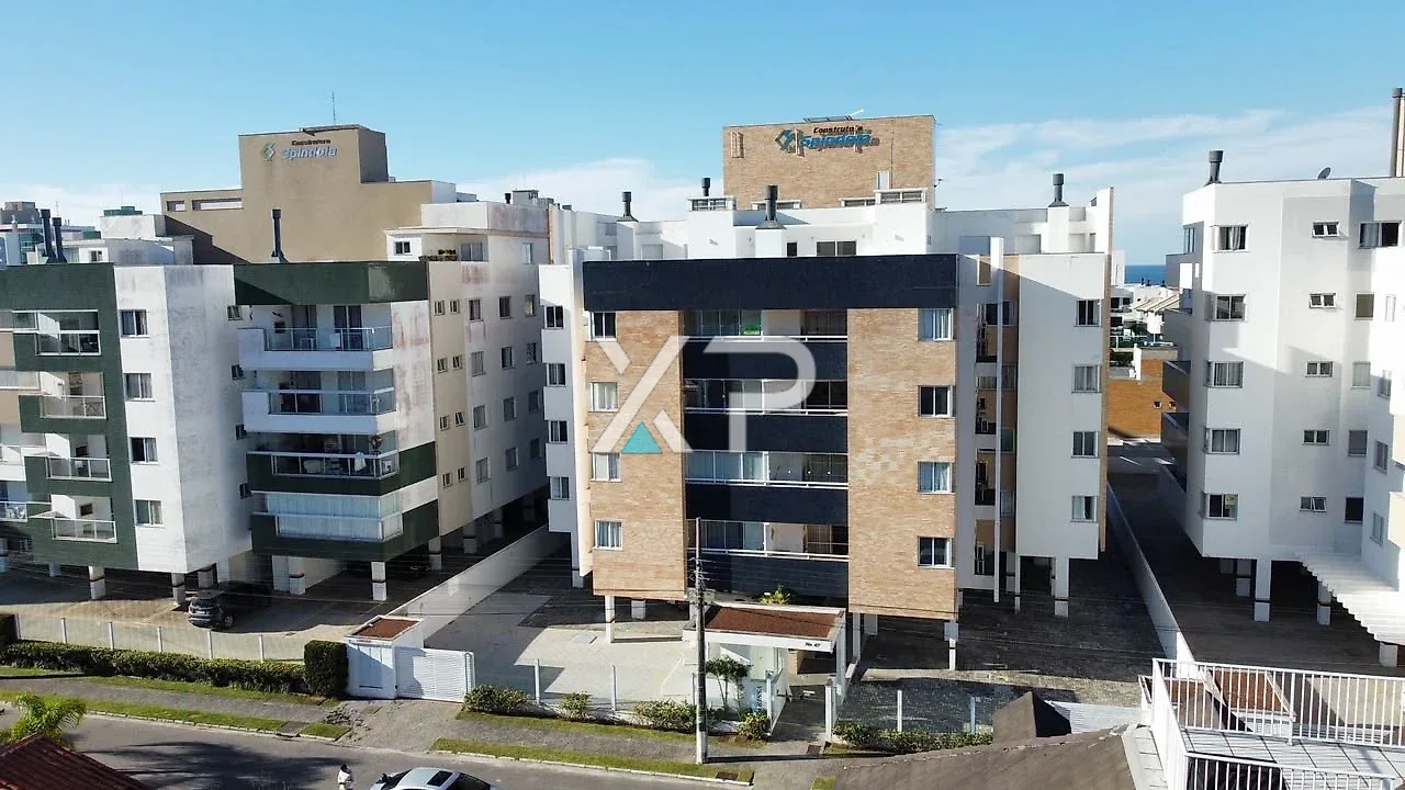 Apartamento 2 dormitorios sendo 1 suite.