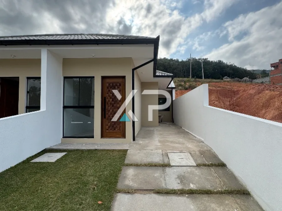 Casa geminada pronta em forquilhas - São José