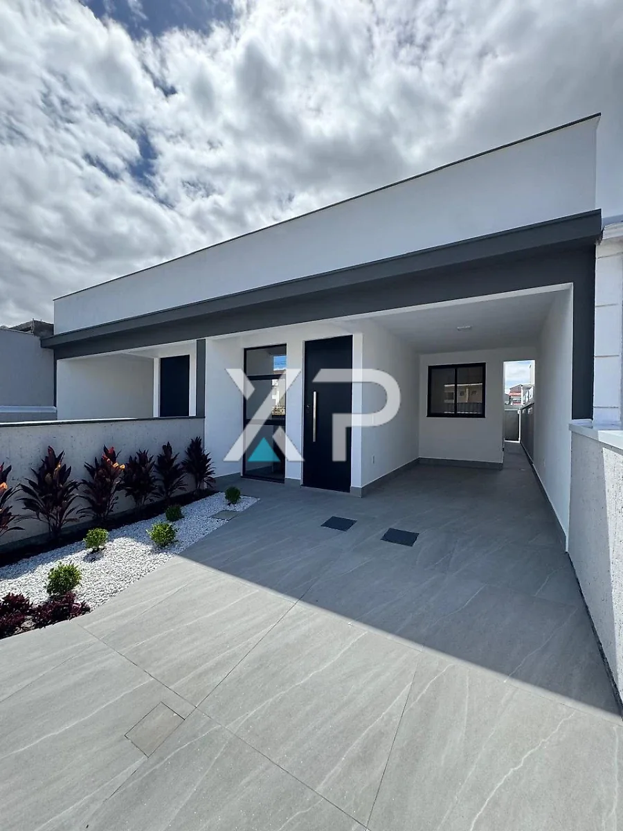 Casa 2 Quartos com 1 Suíte e 70m² - Forquilhas