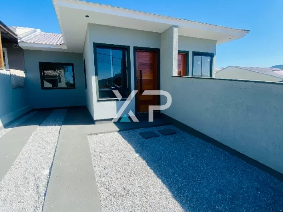 Casa Geminada 2 Quartos 50m² - Bela vista