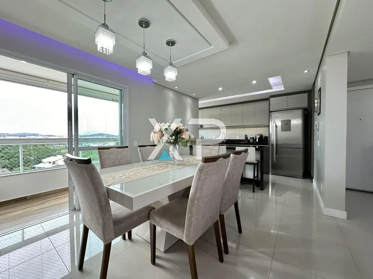 Apartamento no Centro de Palhoça, 3 dormitórios, 2 suíte, 1 master, 3 banheiros e 2 vagas de garagem