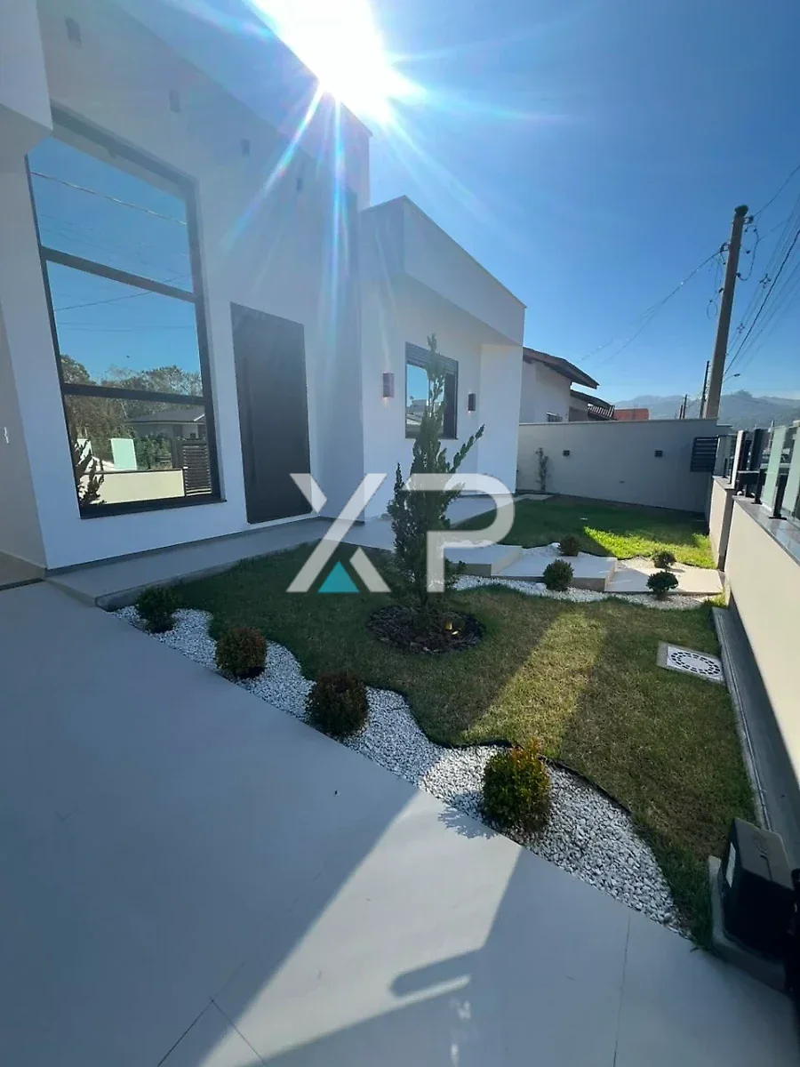 Casa com 3 Dormitórios Sendo uma Suíte no Bosque São José