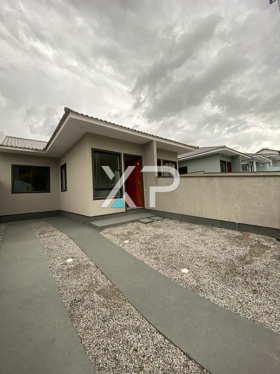 Casa Nova com 2 Dormitórios e Terreno de 200 m² em Jardins 2
