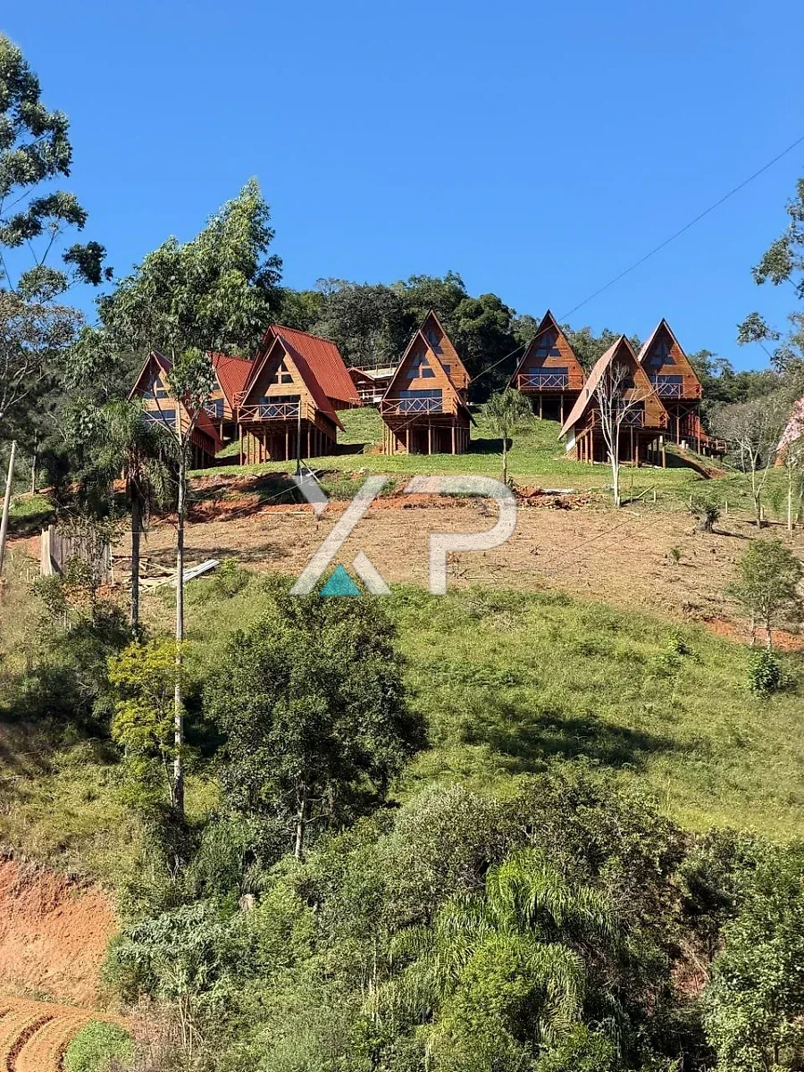 Chalé à Venda | Vista para as Montanhas Rancho Queimado – SC