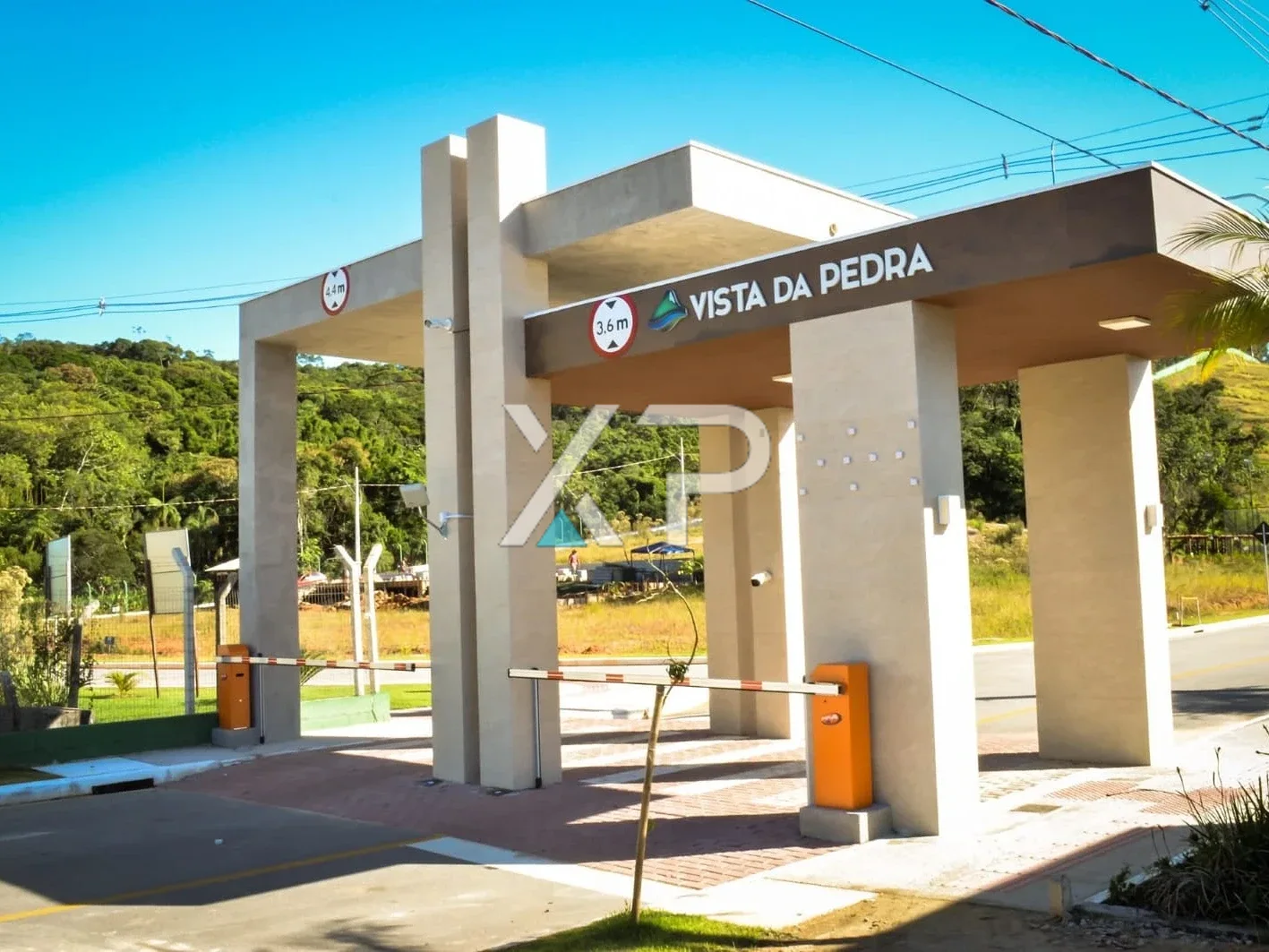 Terreno 360m² em Condomínio - Forquilhas