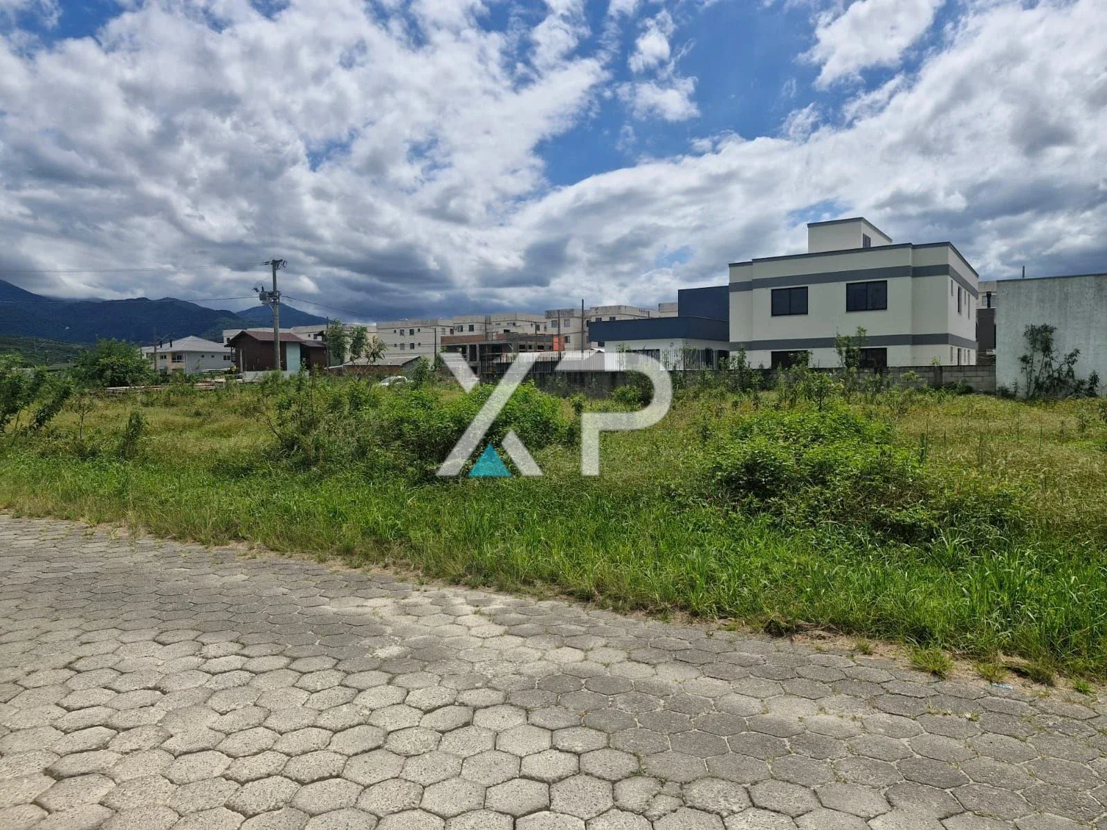 Terreno a venda na Guarda do Cubatão com 300m2 | XP2361
