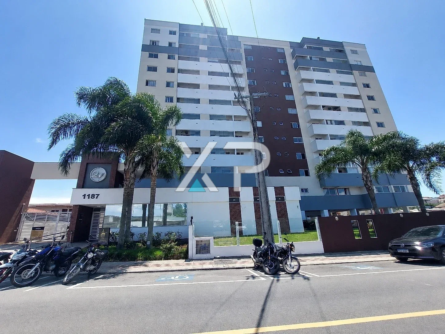 Apartamento Mobiliado com 2 Dormitórios sendo uma Suíte