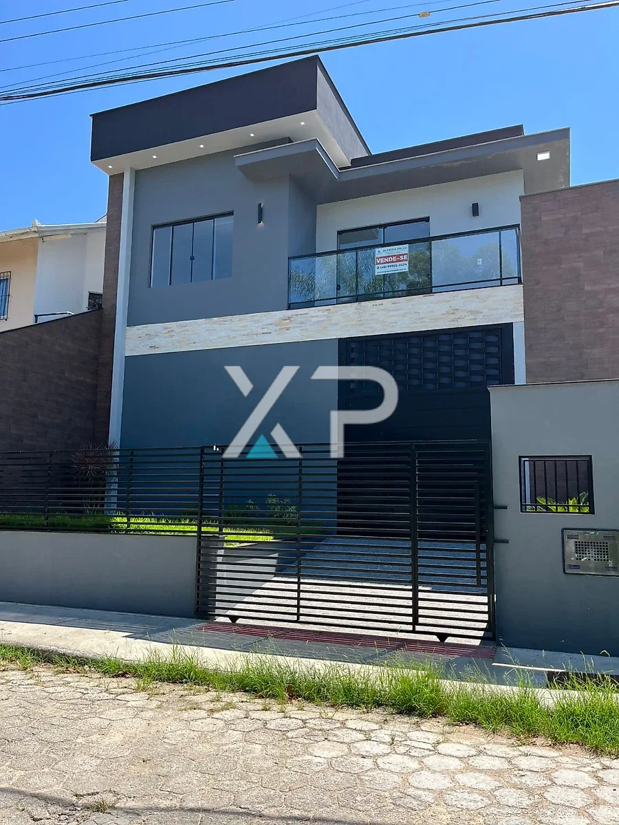 Casa 3 Quartos com 1 Suíte e 90m² - Forquilhas