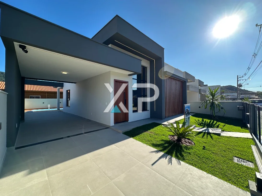 Casa 3 Quartos com 1 Suíte e 108m² - Forquilhas