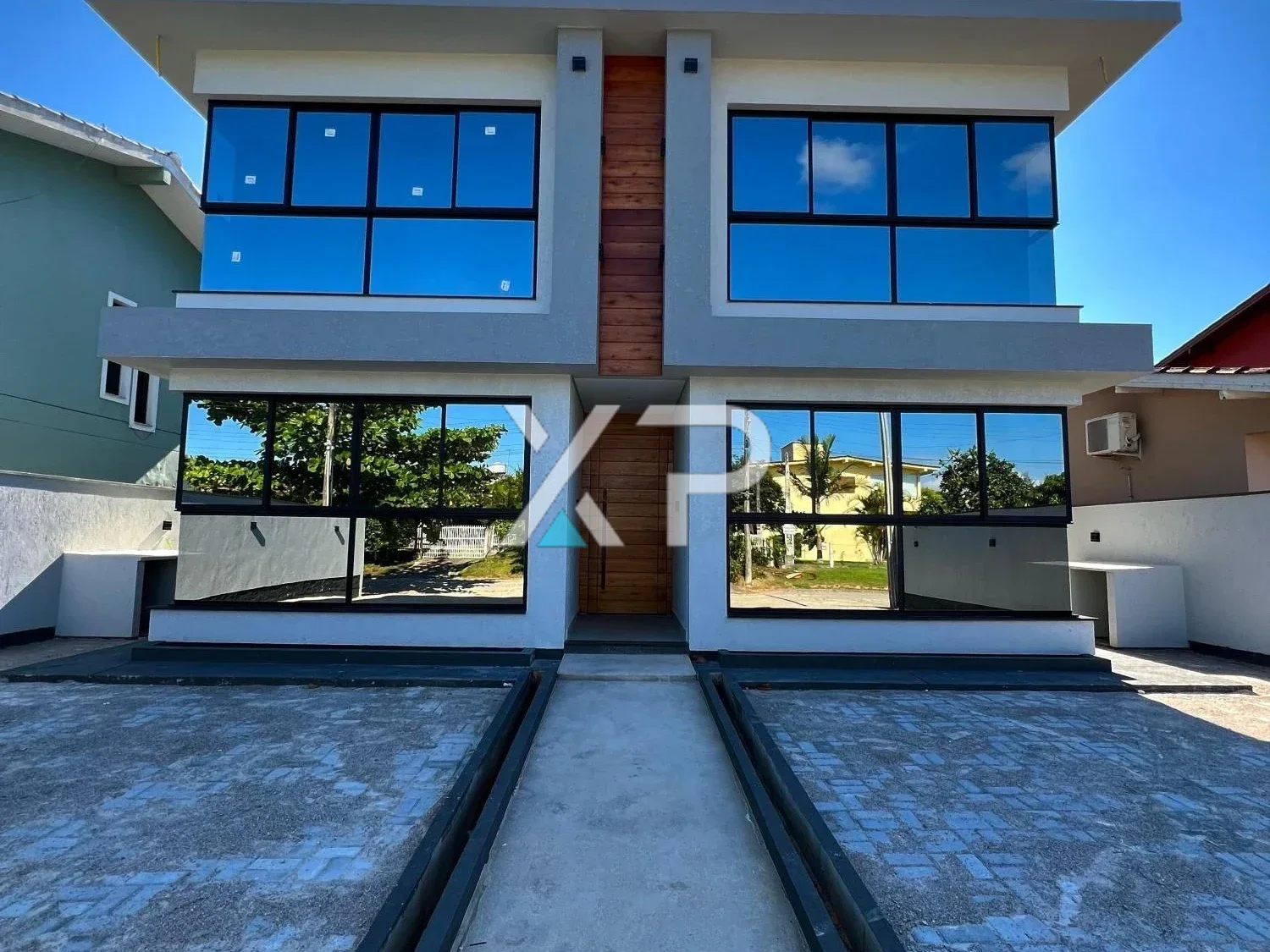 Apartamento 2 Quartos com 1 Suíte e 69m² - Pinheira