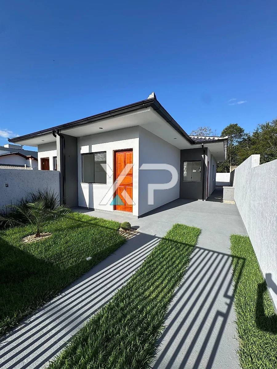 Casa Geminada 2 Quartos 54m² - Forquilhas