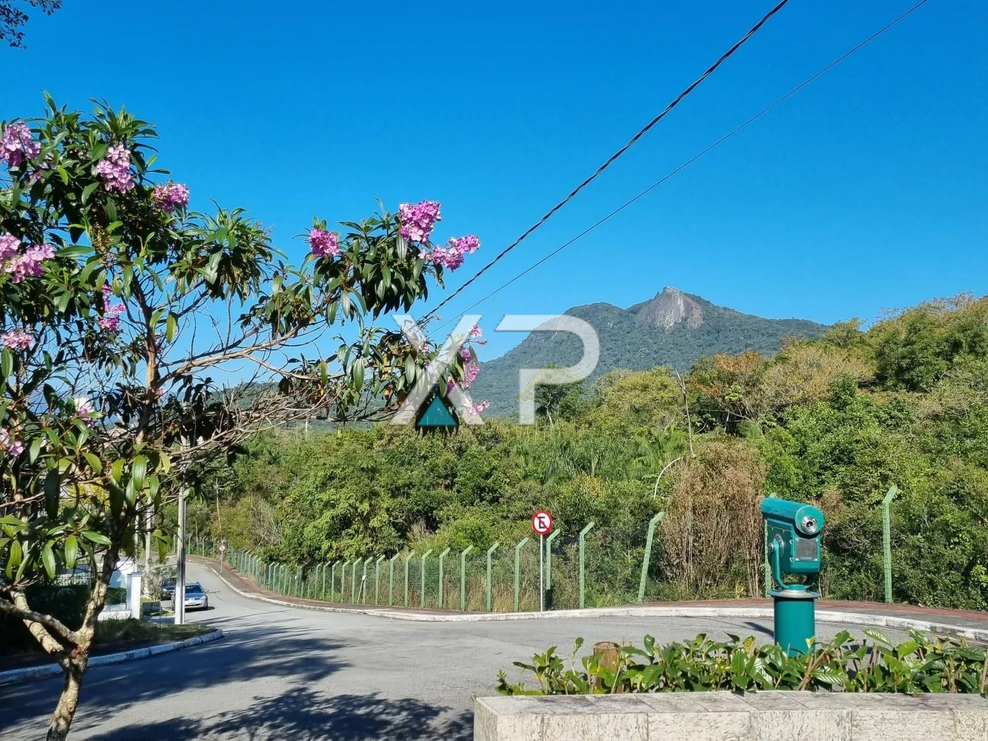 Terreno em São José no Loteamento Fechado Vista da Pedra I XP2183