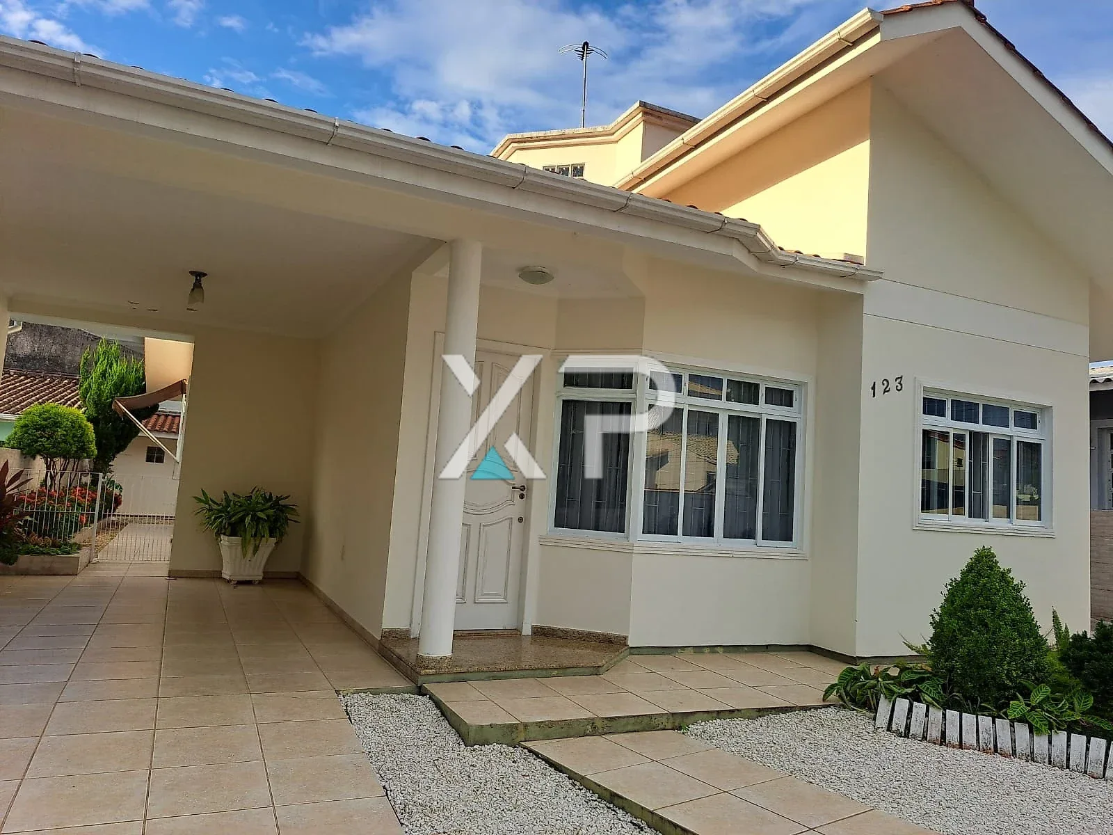 Casa 3 dormitórios Centro Palhoça