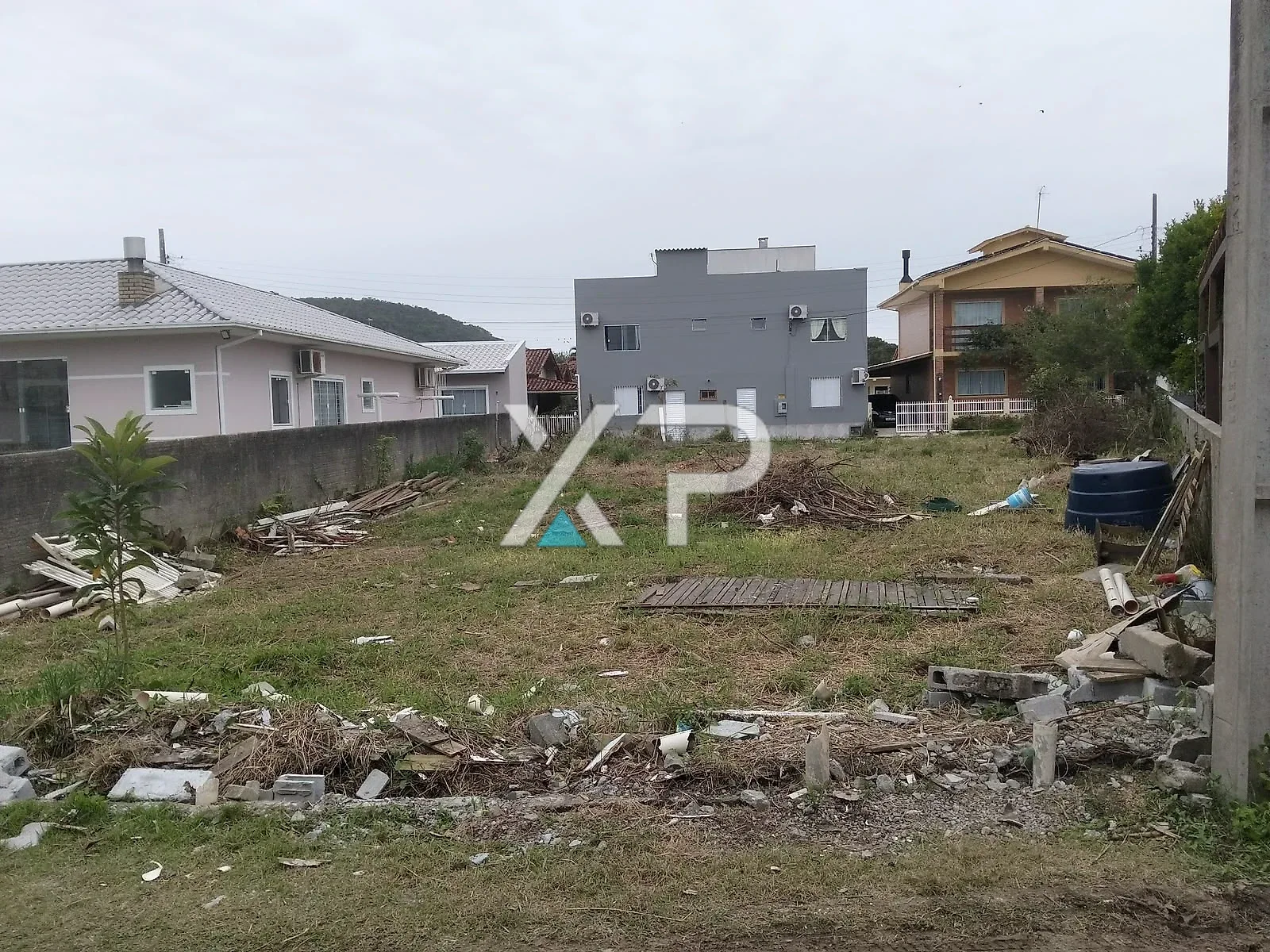 Terreno 397m² em Condomínio - Pinheira