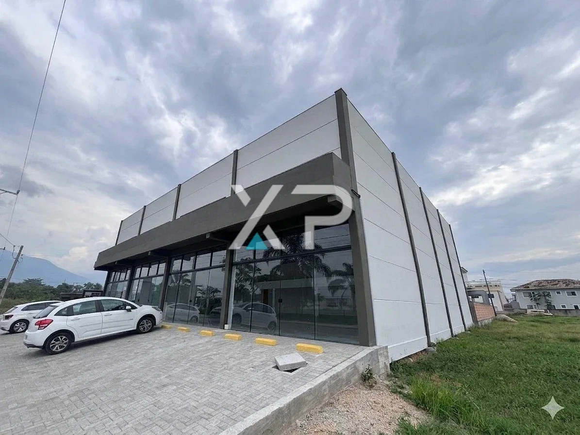 GALPÃO ALUGUEL 600,00 m² 2 BANHEIROS 7 VAGA NA NOVA PALHOÇA EM PALHOÇA