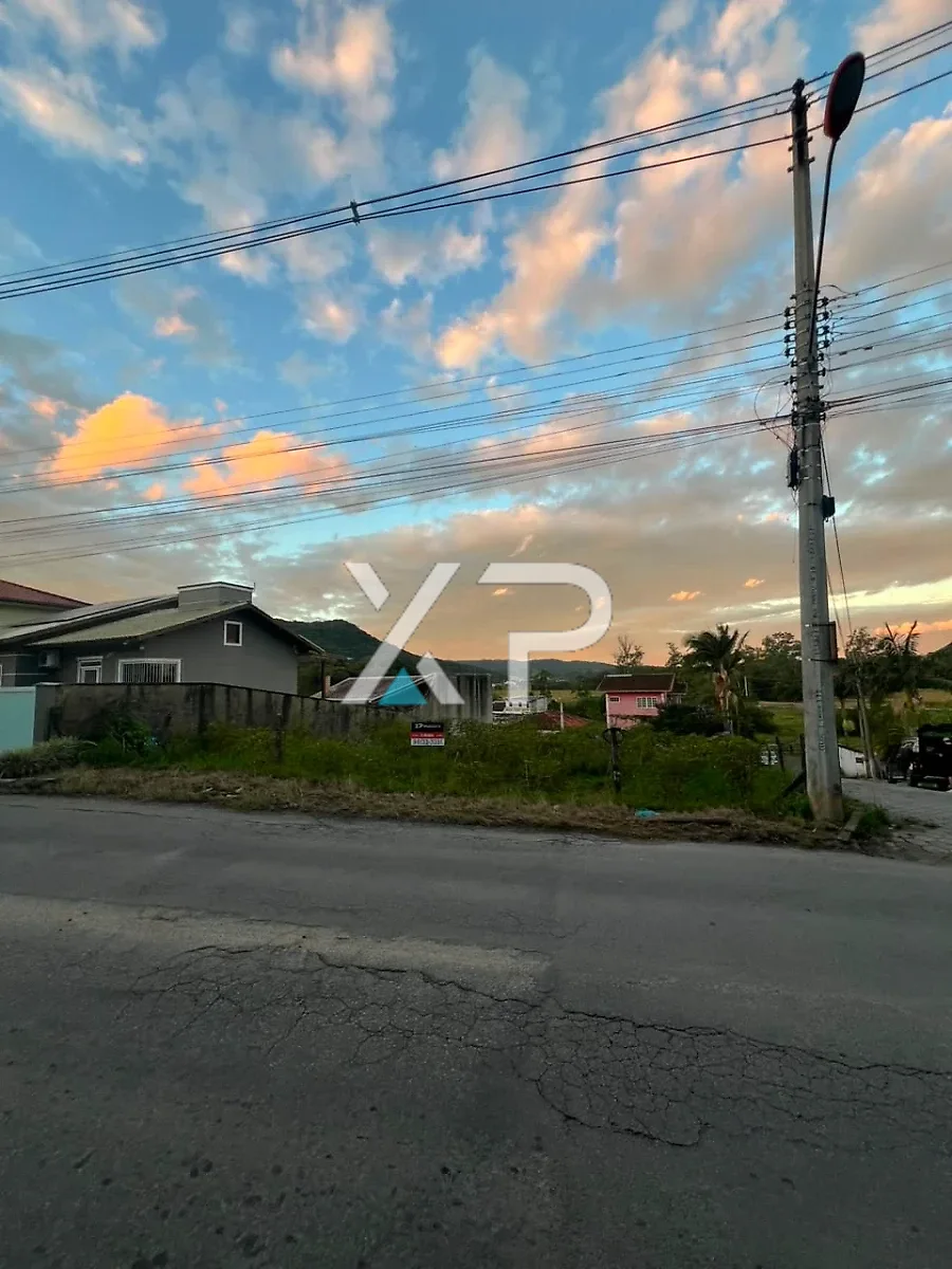 Lindo Terreno na Geral de Forquilhas - São José